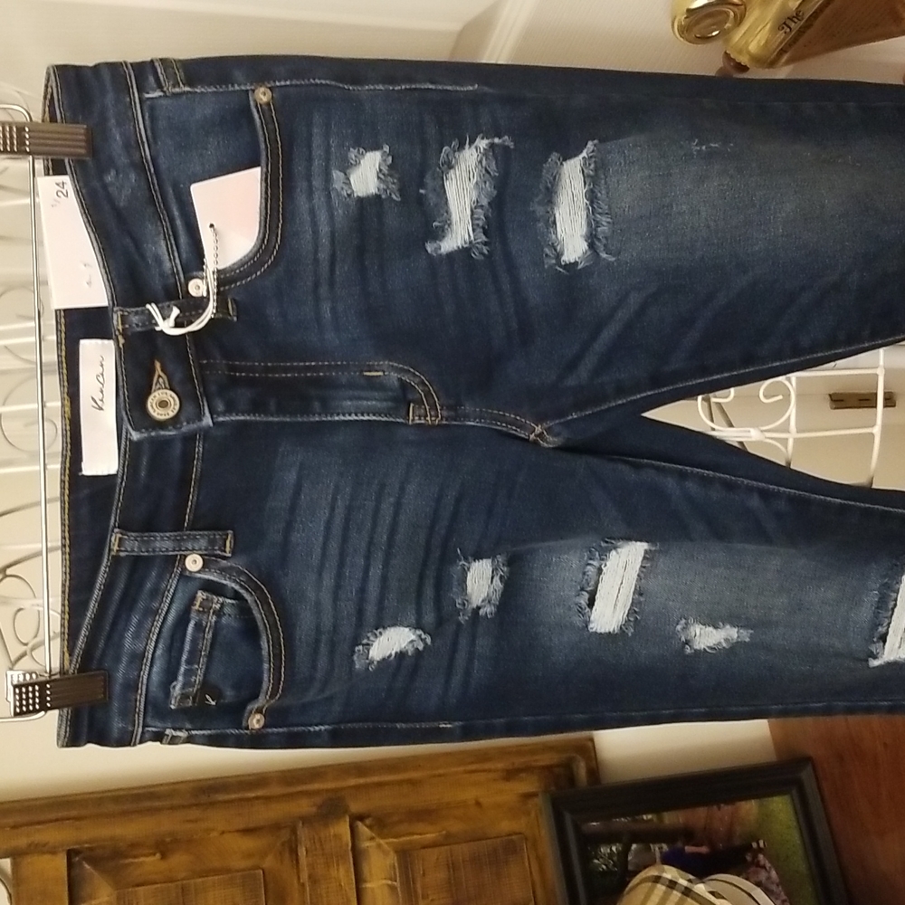 KanCan distressed jeans, New with tags - Picture 4 of 12